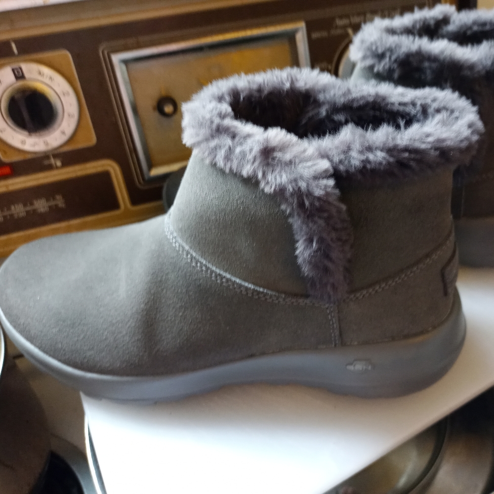 New Women's winter Boot size 7